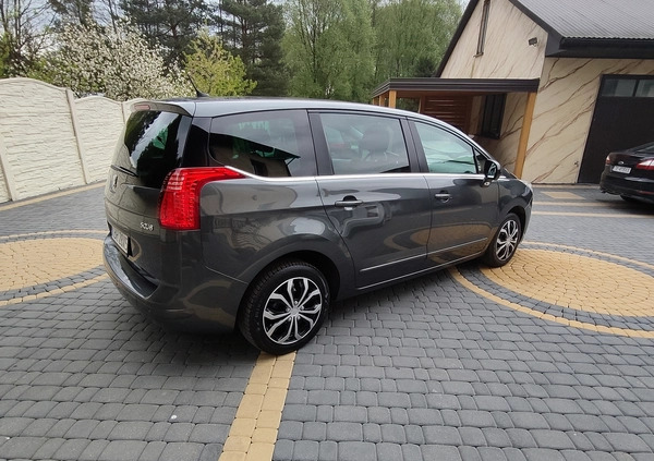 Peugeot 5008 cena 18700 przebieg: 259000, rok produkcji 2012 z Nowa Dęba małe 781